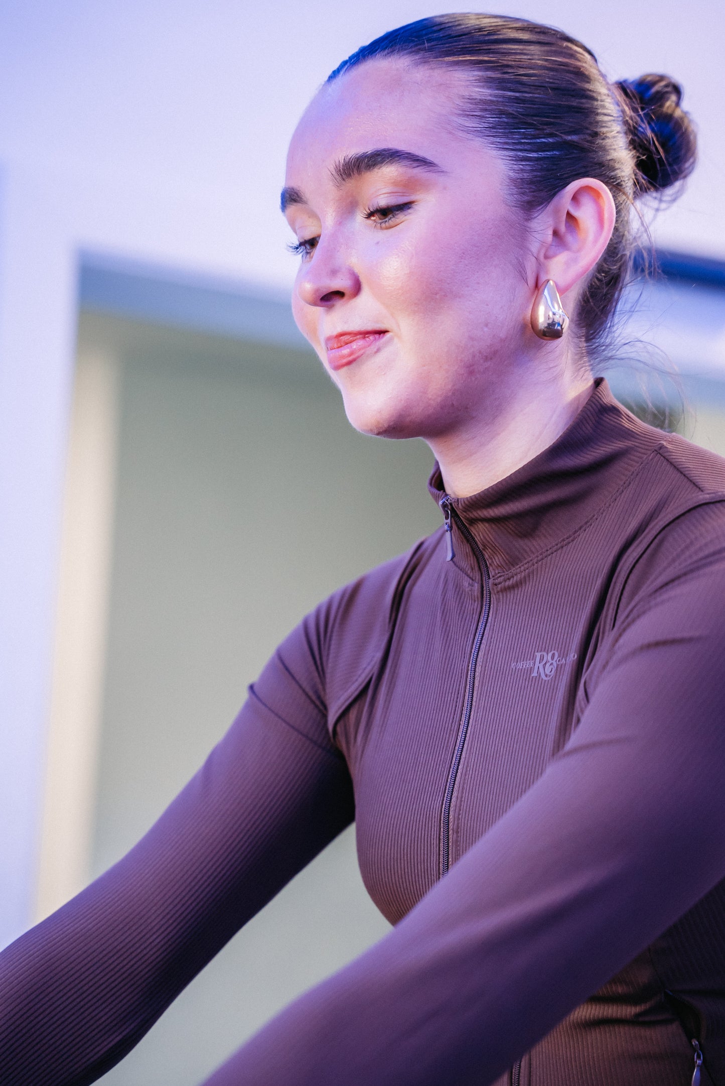 Women’s Full-Zip Crop Gym Jacket